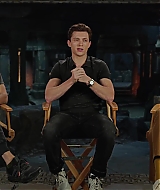 085.jpg